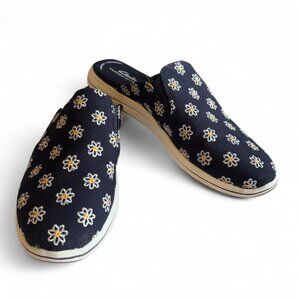 Clarks Cloudsteppers Breeze Shore Mule shoes Women's Size 10.